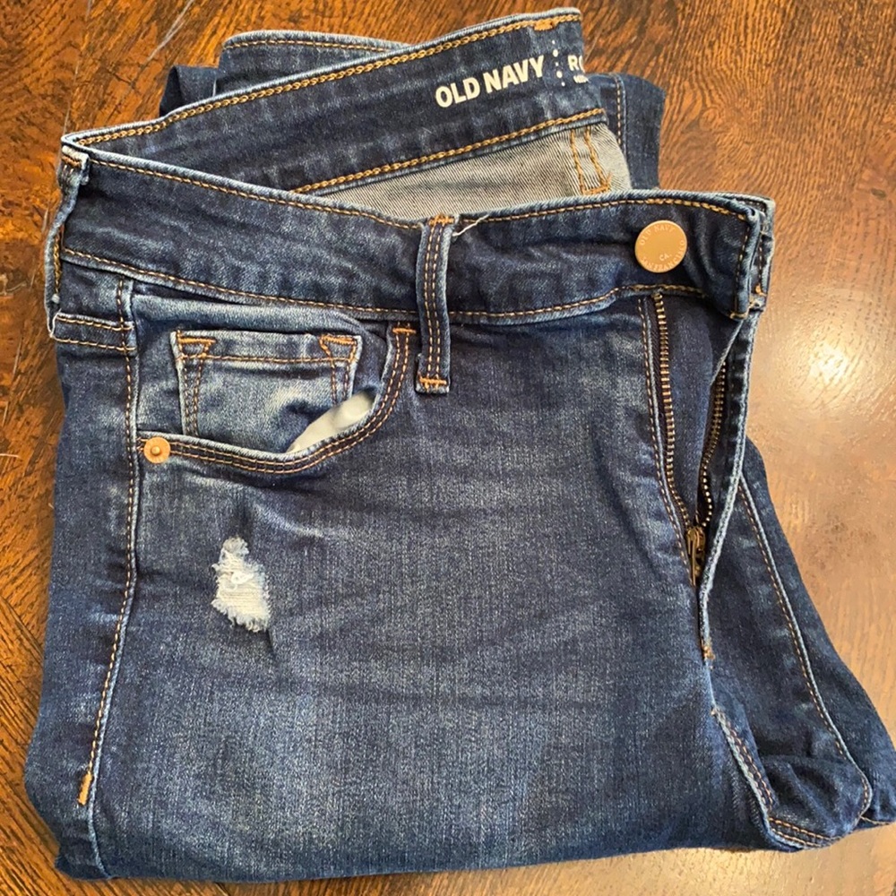 Lightly ripped jeans